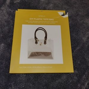 DIY Plastic Tote Bag
